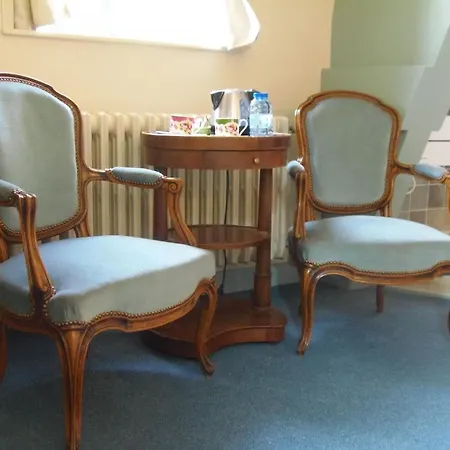 Chateau De Launay Panzió Méry-Corbon