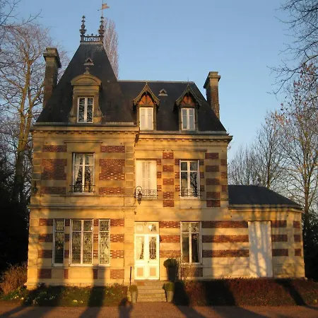 Chateau De Launay